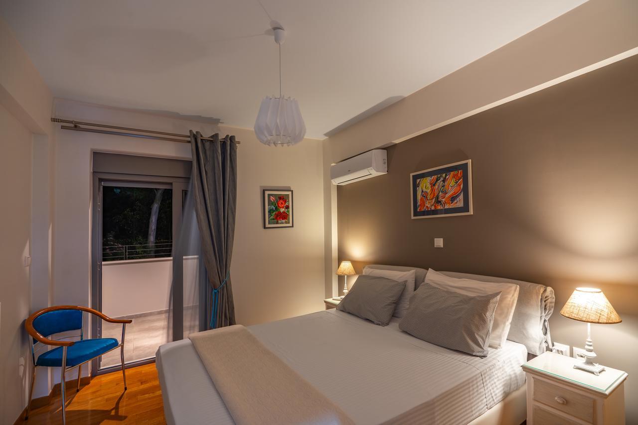 Ferienwohnung Luxurious House Near The Sea Pórto Ráfti Exterior foto