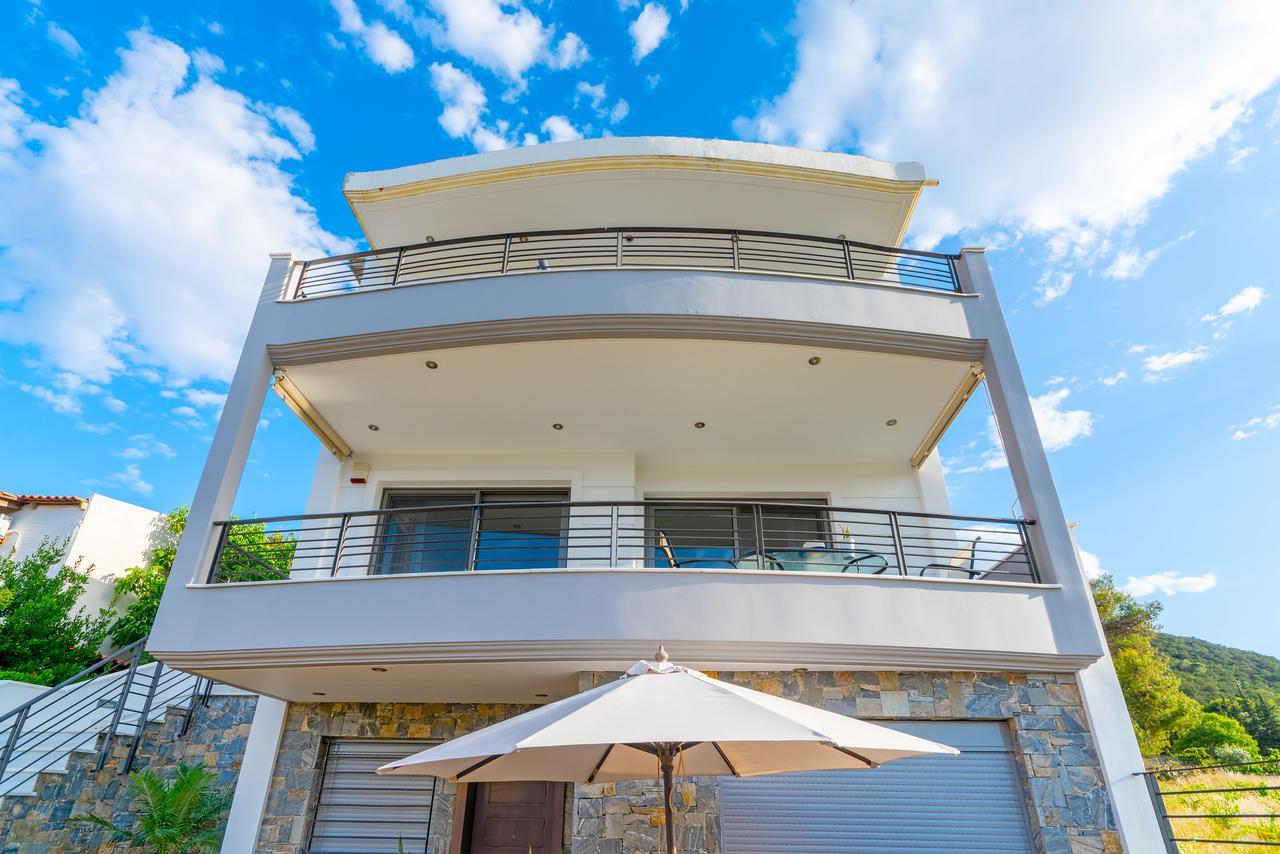 Ferienwohnung Luxurious House Near The Sea Pórto Ráfti Exterior foto