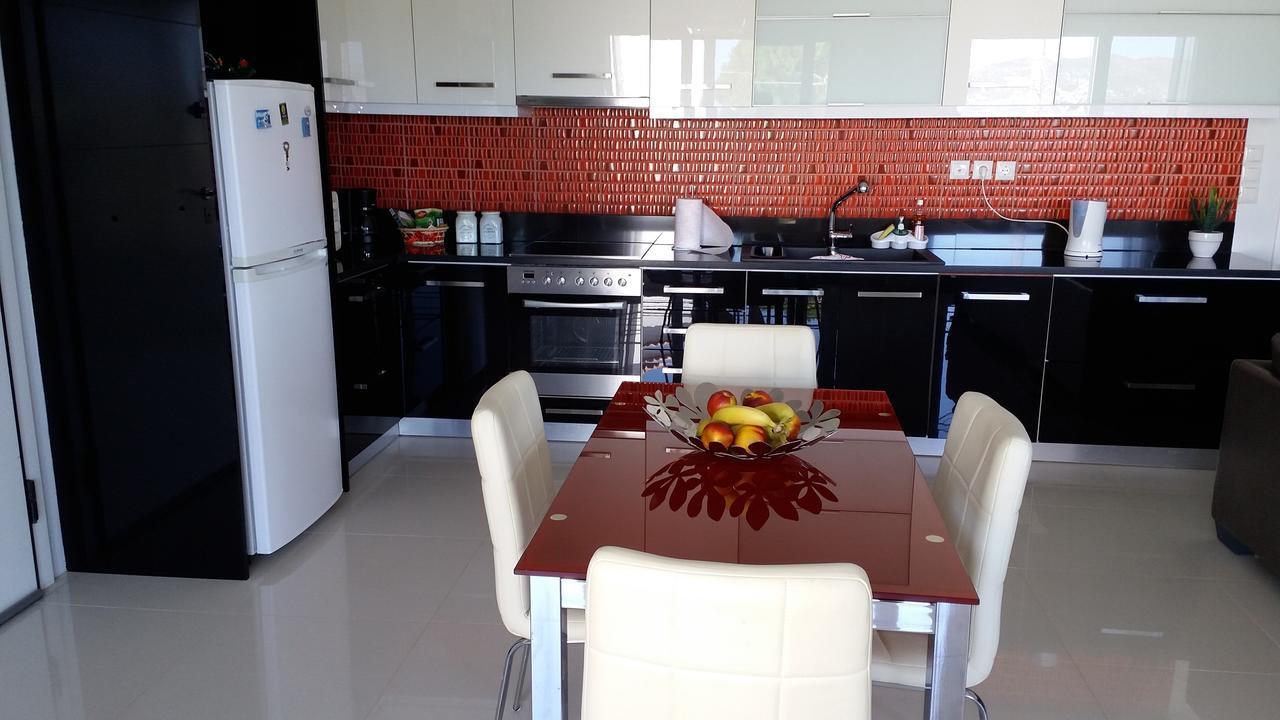 Ferienwohnung Luxurious House Near The Sea Pórto Ráfti Exterior foto